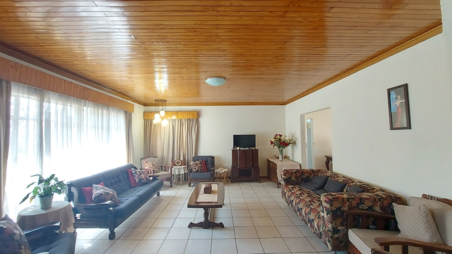 4 Bedroom Property for Sale in Universitas Free State